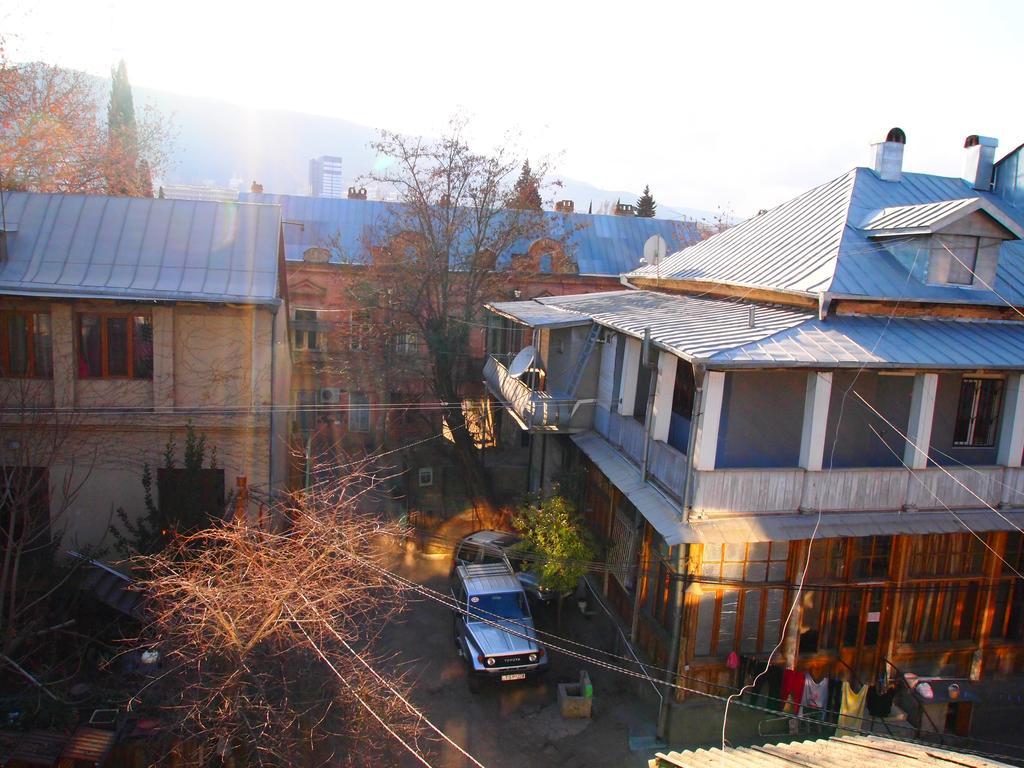 Green Stairs Guest House ティビリシ 部屋 写真